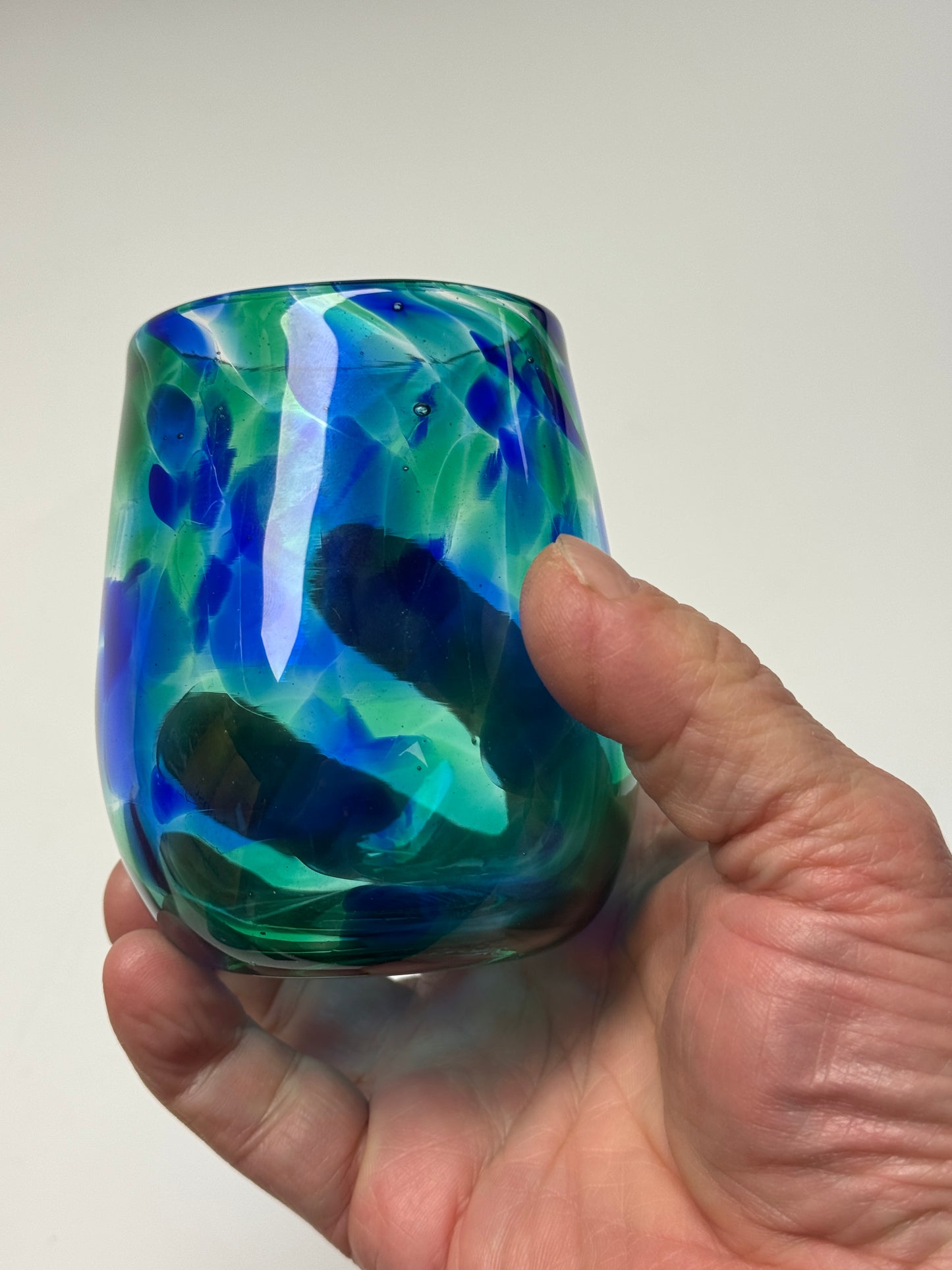 Stemless wine glasses