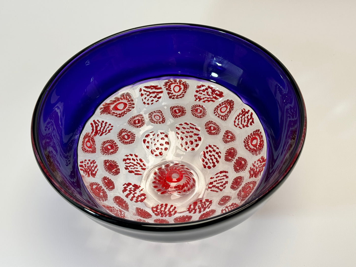Encalmo bowl with red murrine - handblown glass art