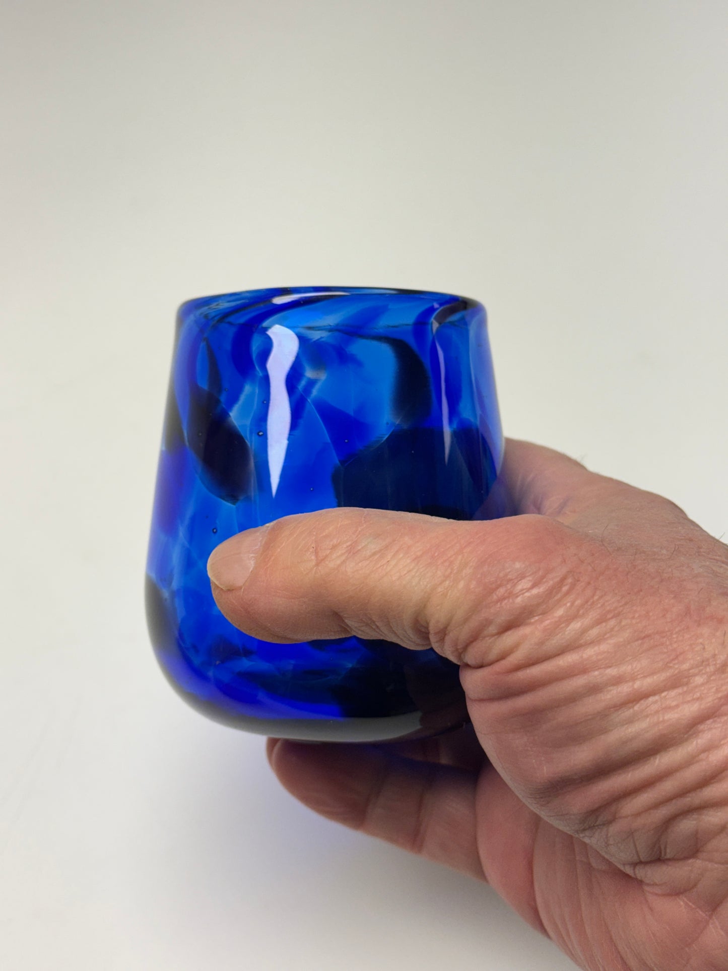 Stemless wine glasses