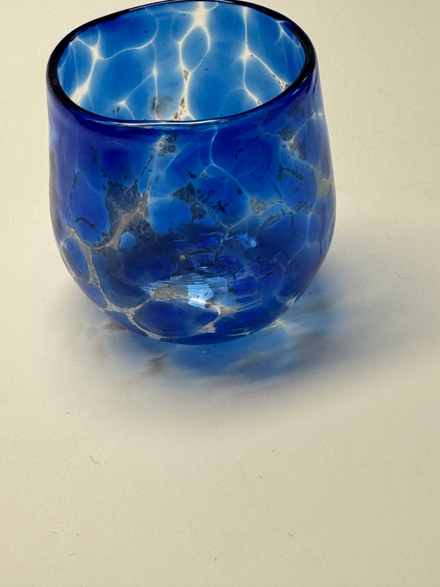 Stemless wine glasses