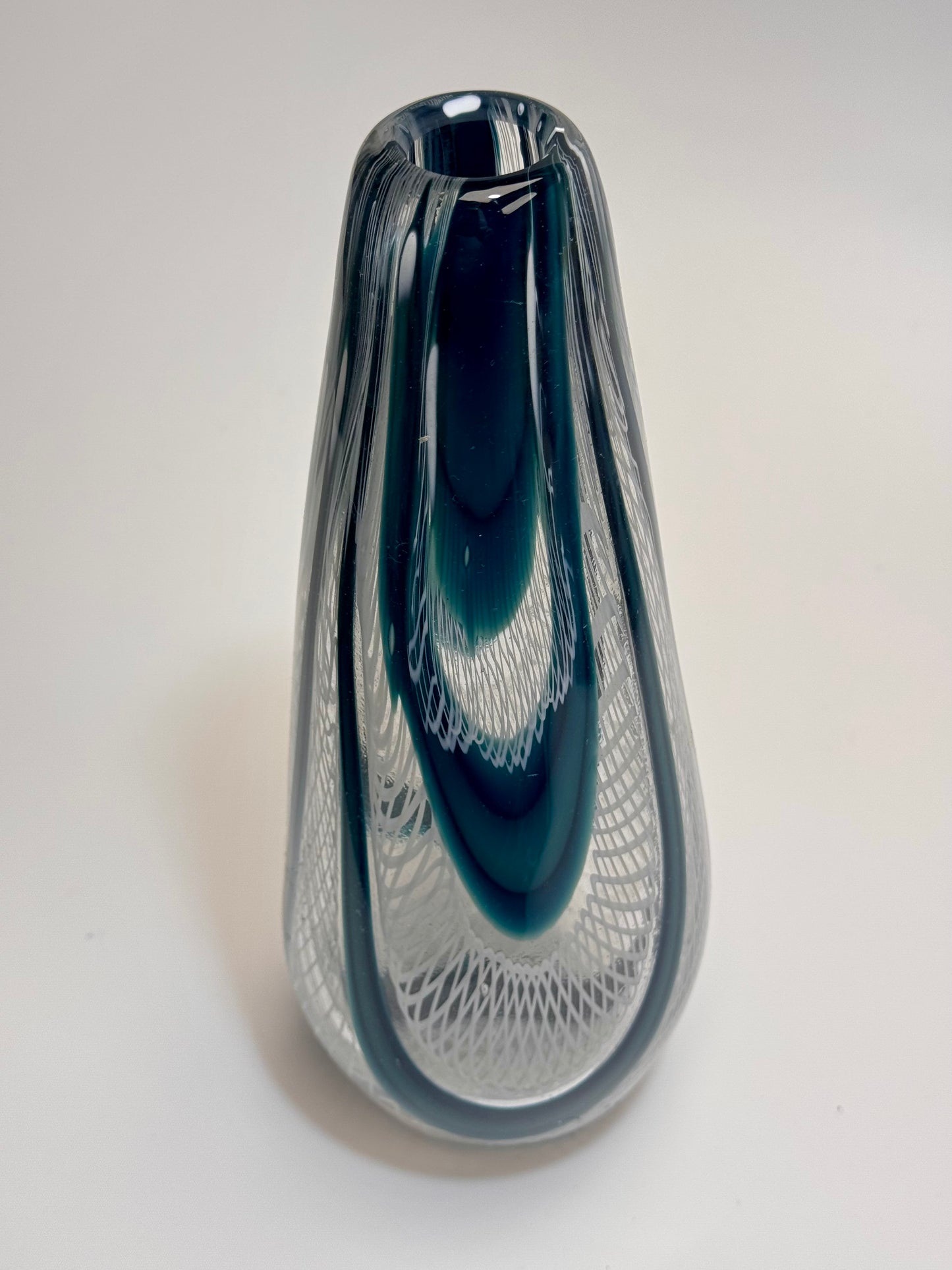 Swooping zanfirico cane vase