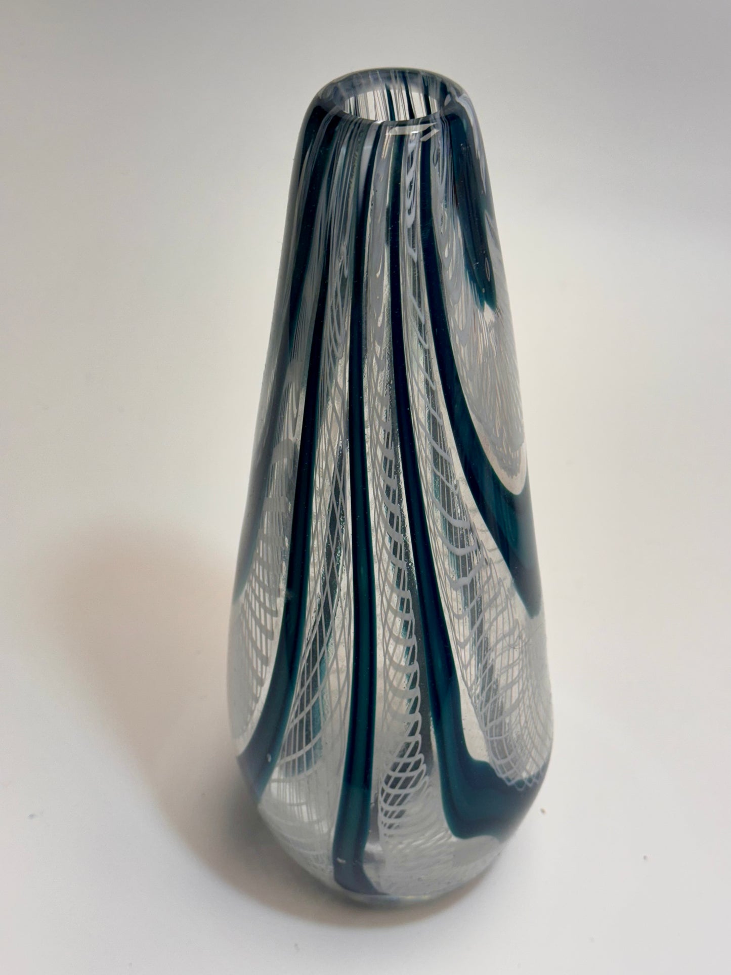 Swooping zanfirico cane vase